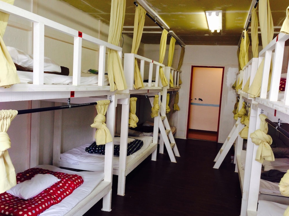 Little Asia Guest House 14/29