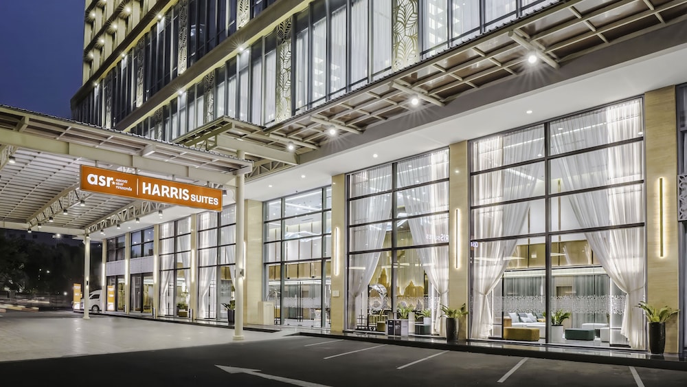 Harris Hotel and Suites Nagoya Batam 5/37