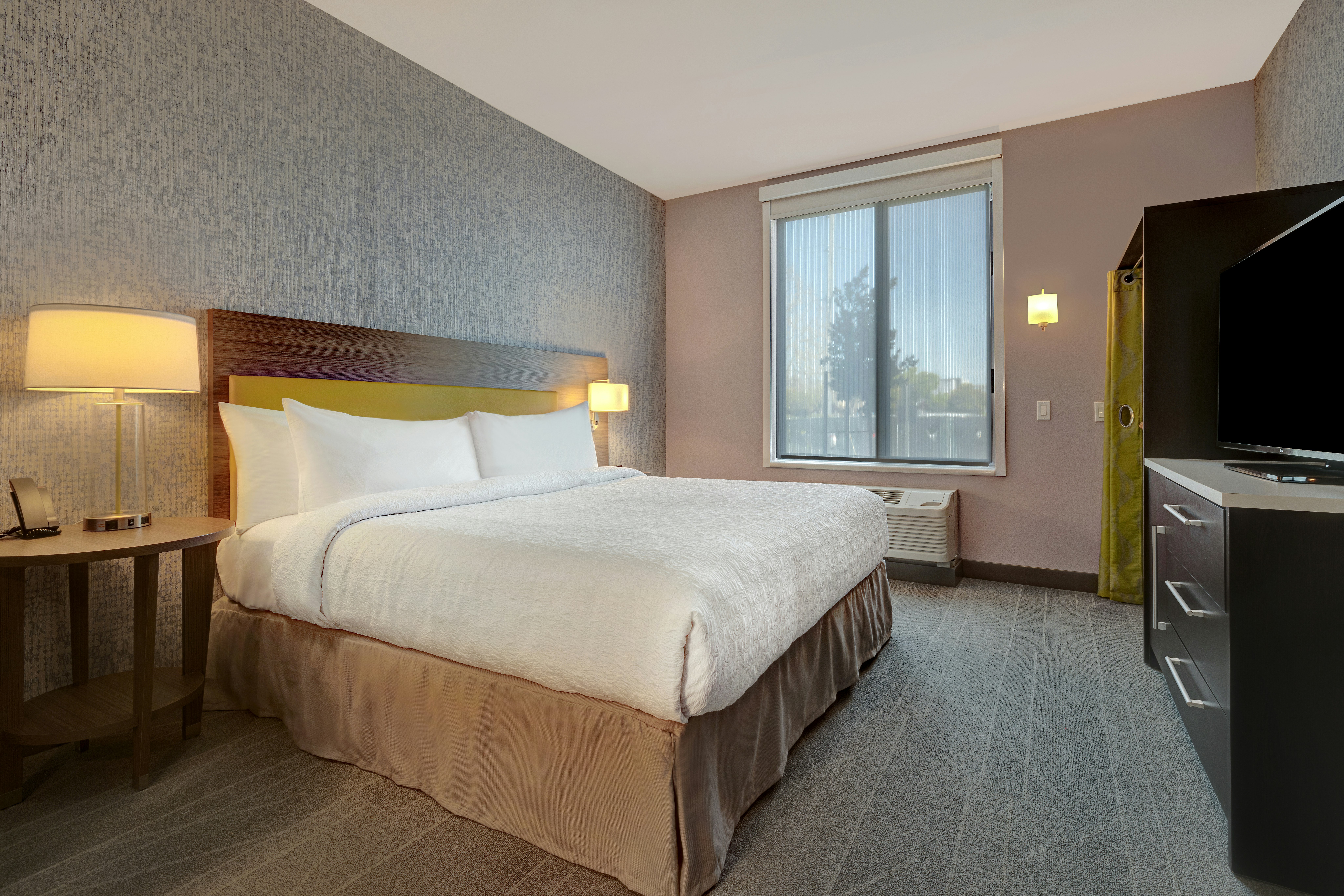 Home2 Suites by Hilton Petaluma 10/31