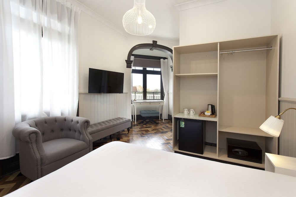 CREMORNE POINT MANOR 46/73