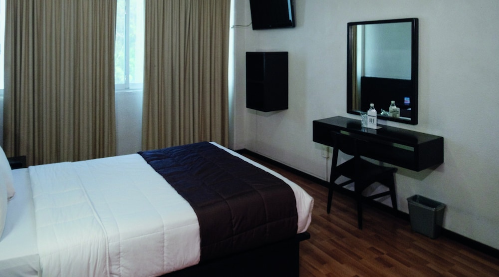 HI Hotel Impala 15/49