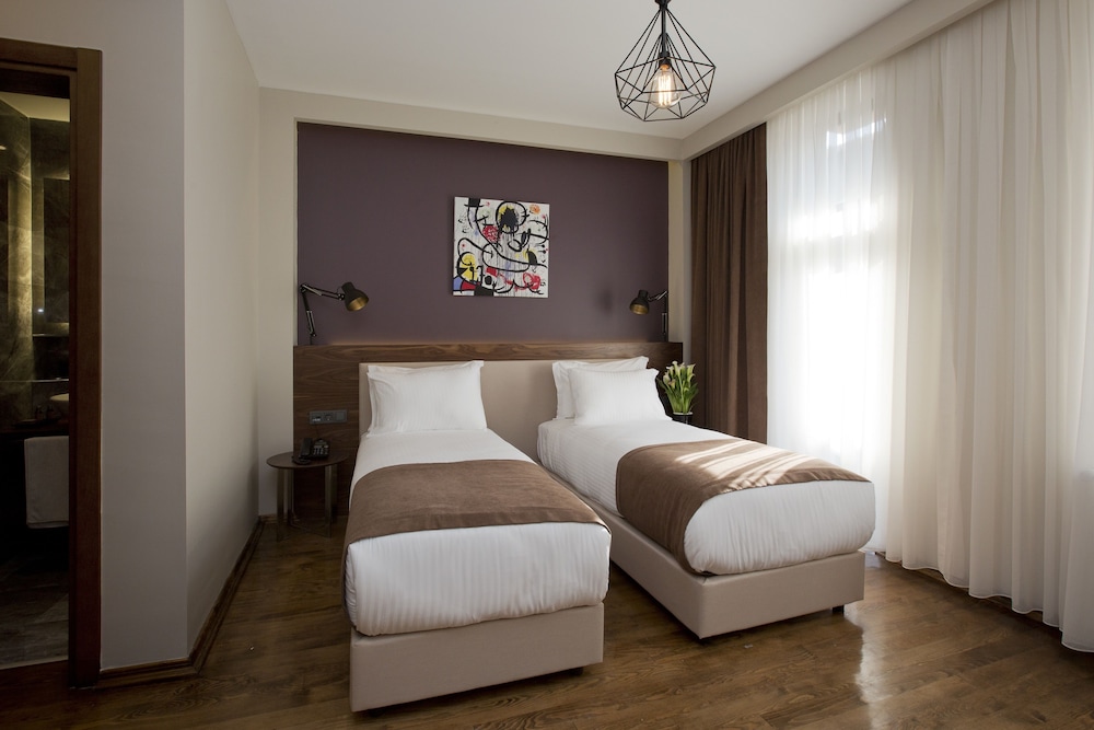 Snog Rooms & Suites 14/23