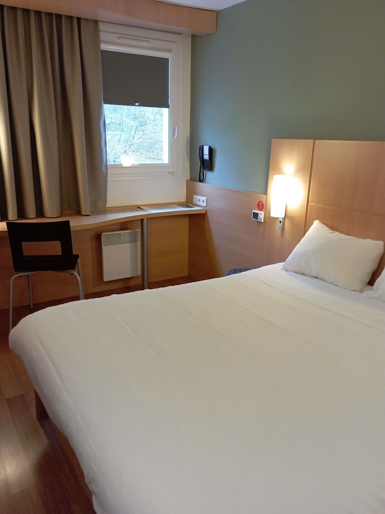 Standard, Double Bed
