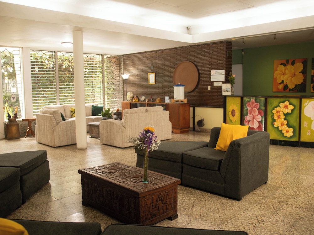 Eco Hotel Mariscal 36/59