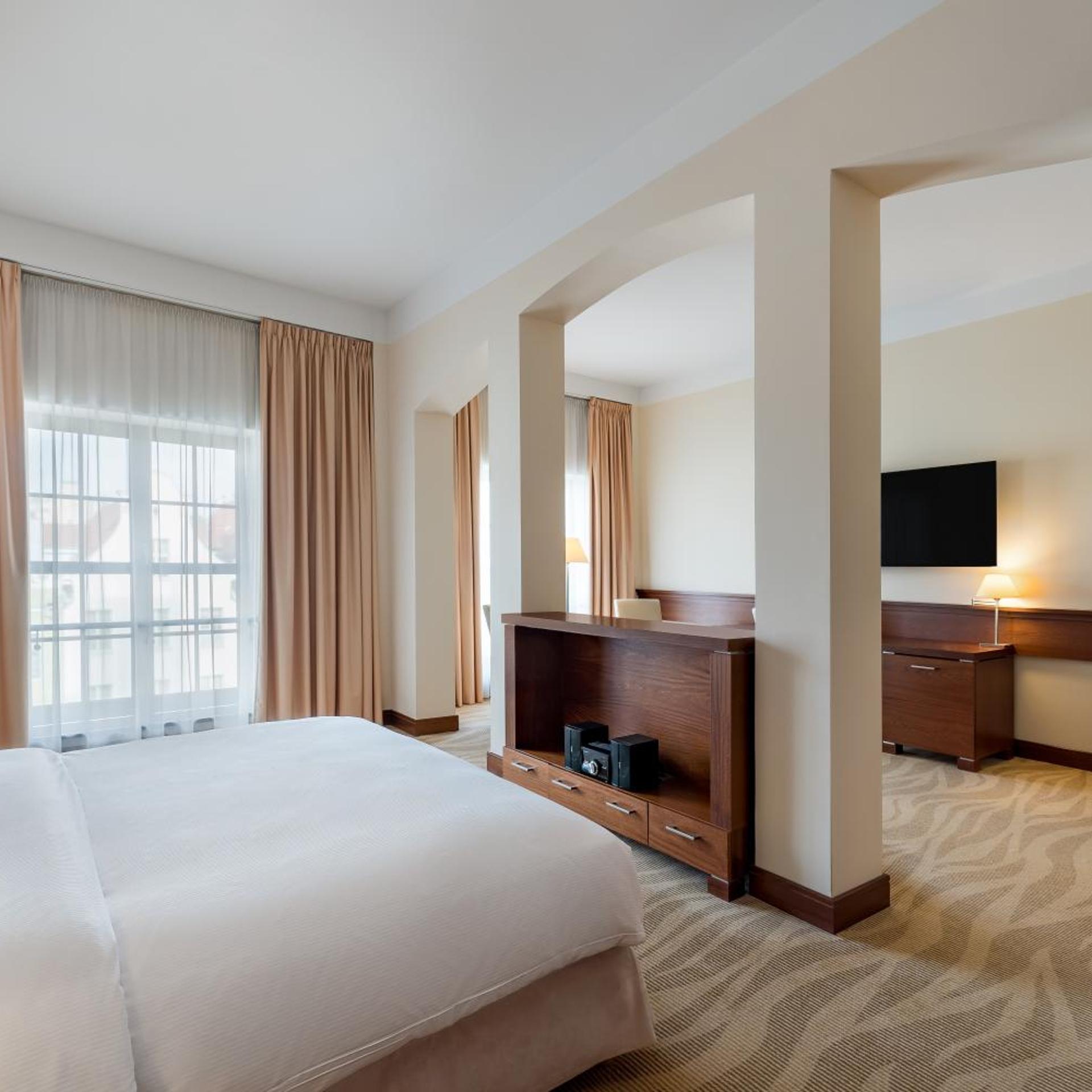 Junior Suite, Old Town View
