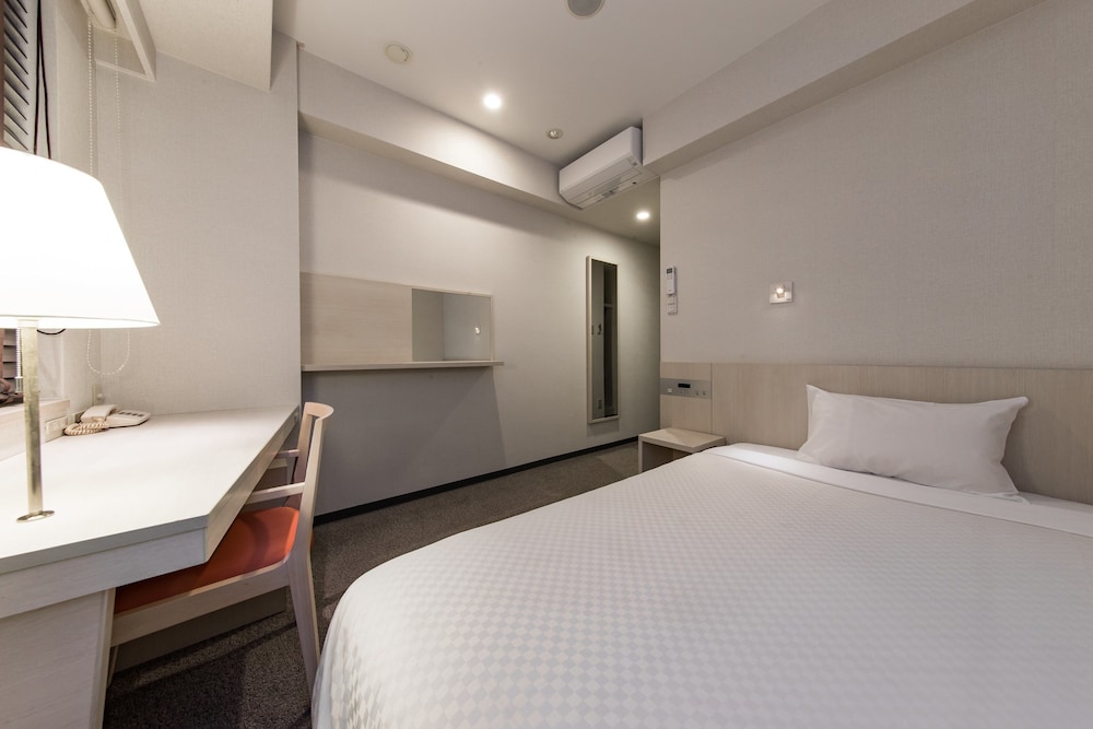 Quintessa Hotel Kokura Comic & Books 21/50