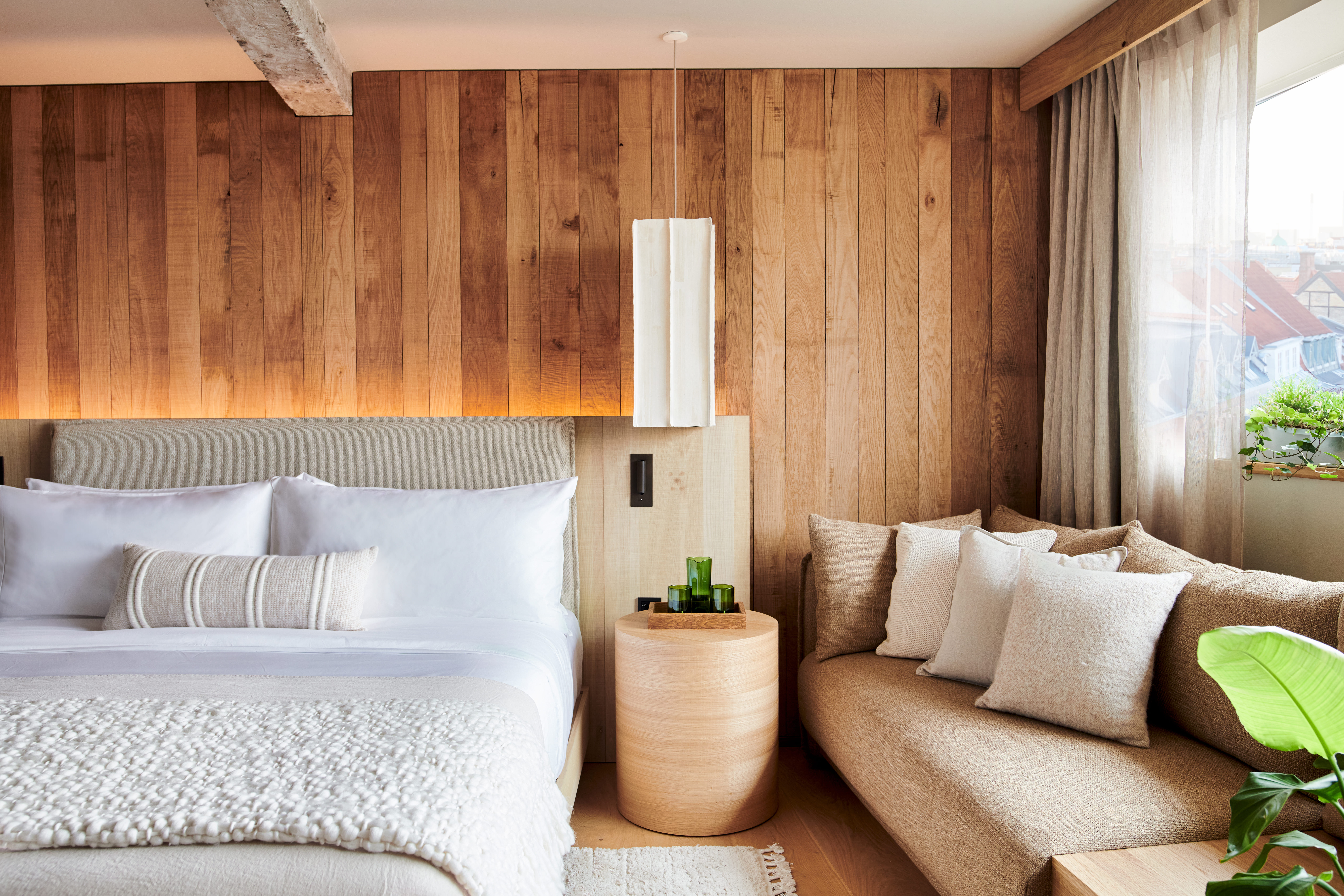 Garden, Single, King Bed