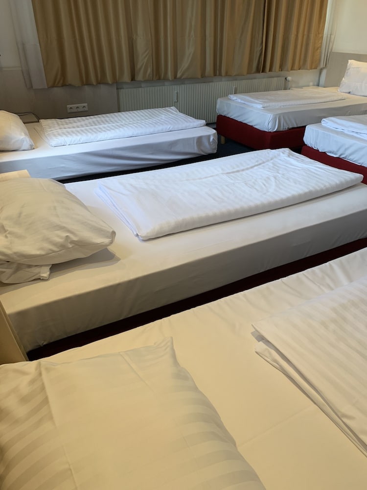 Hotel New Fair Munich Messe 18/63