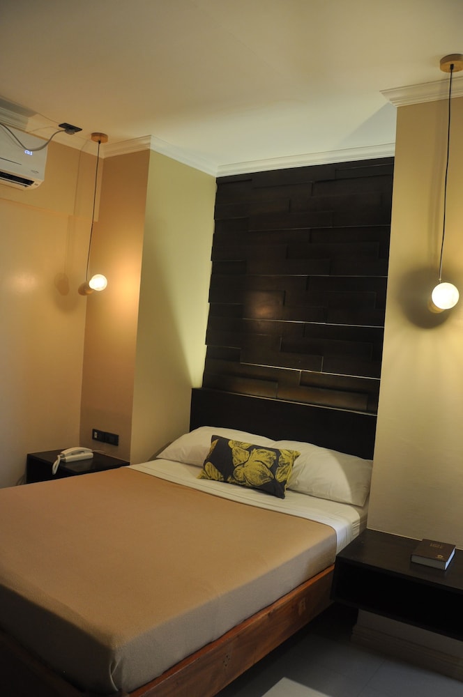 Hotel Lapira 26/61