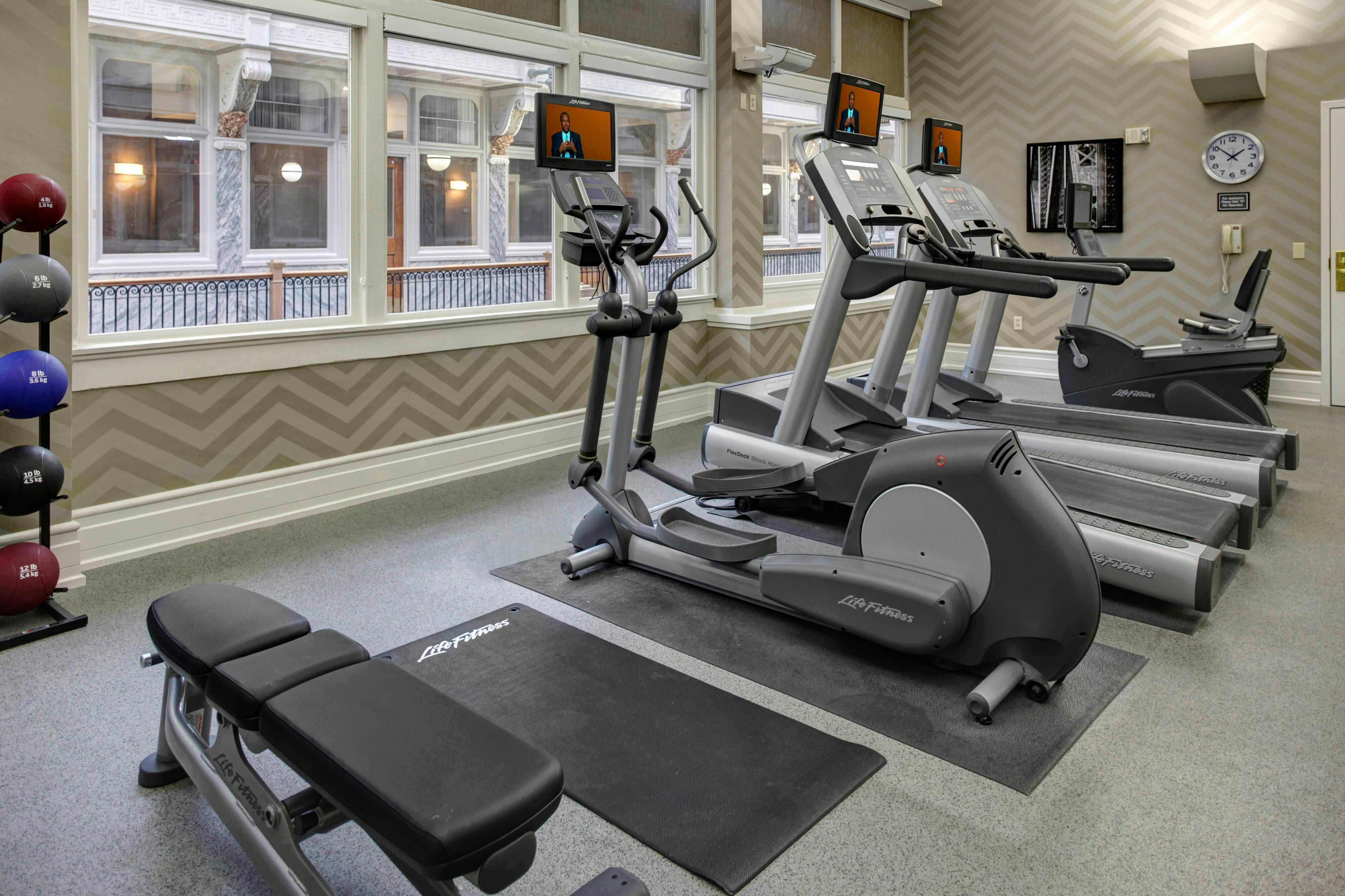 Residence Inn By Marriott Cleveland Downtown 24/54