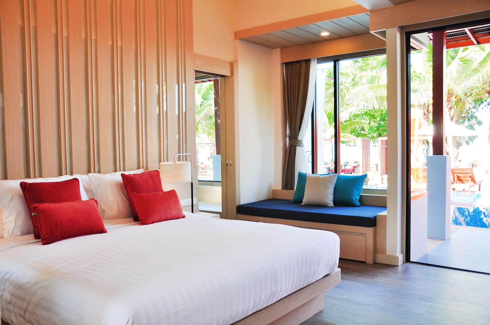 ROOM, BEACH FRONT, POOL ACCESS