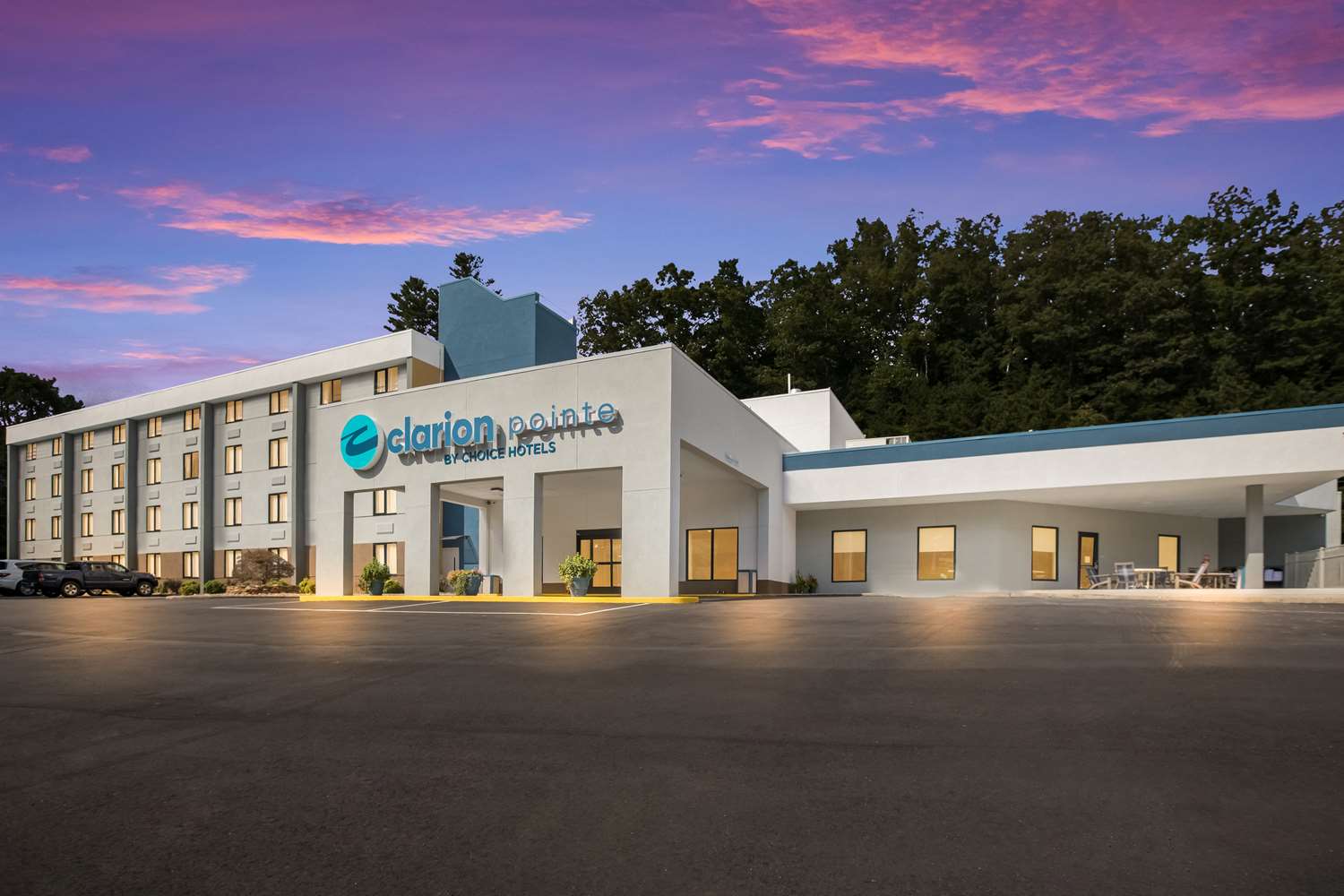 Clarion Pointe Sylva near Cherokee Area 4/50