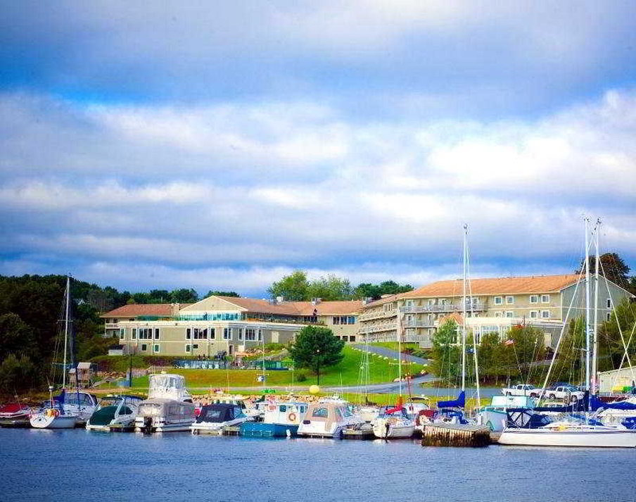 Oak Island Resort Conference Centre 73/75