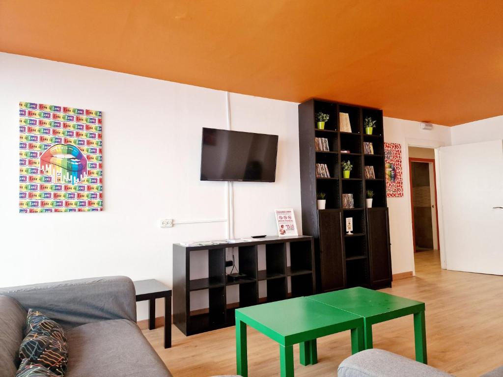 Arc House Hostel 14/18