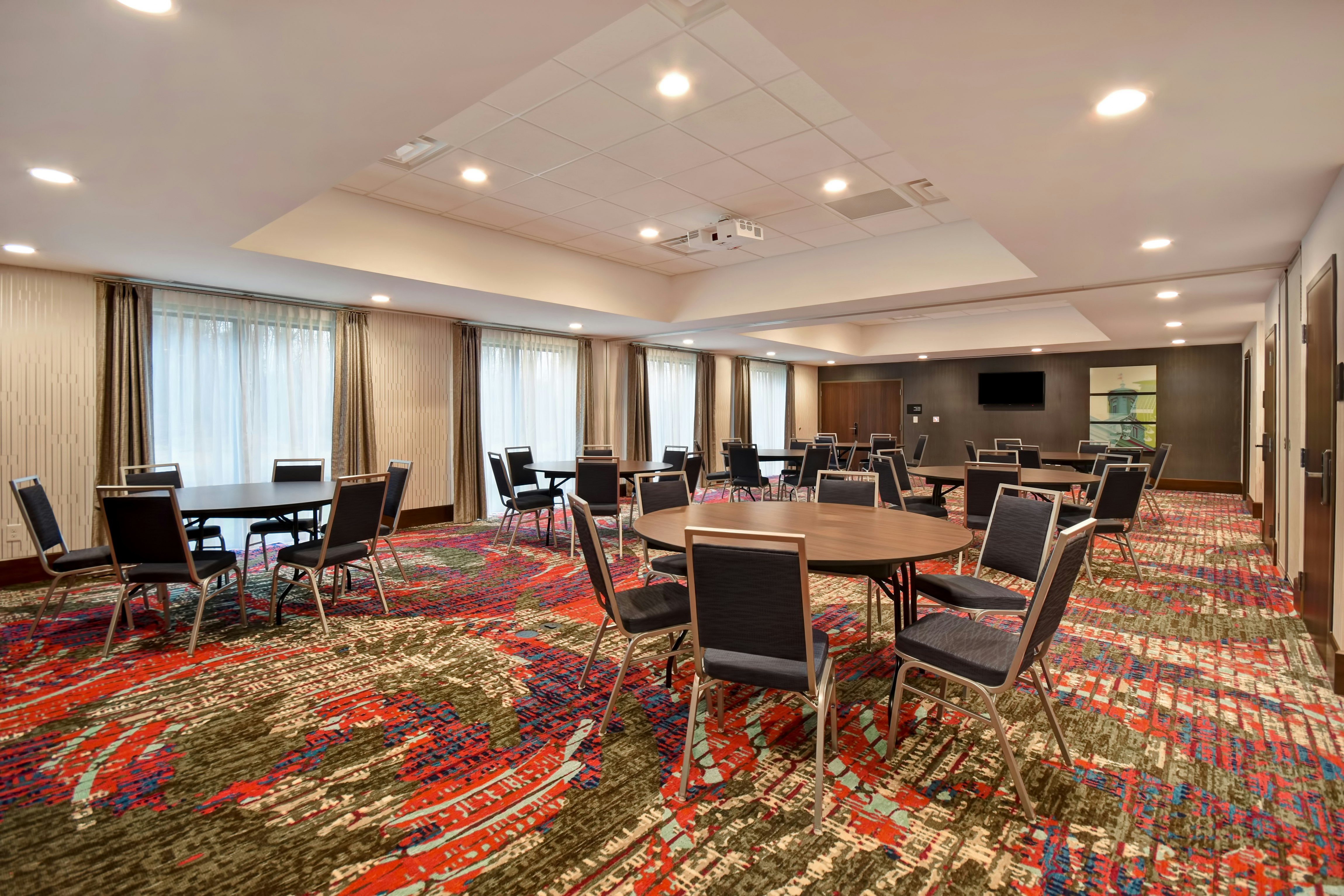 Hampton Inn Pleasant View Tn 22/30