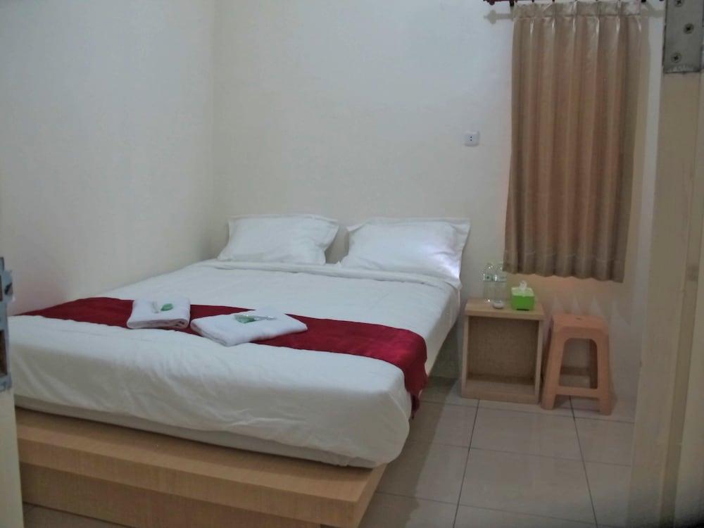 Paddington Homestay 7/13