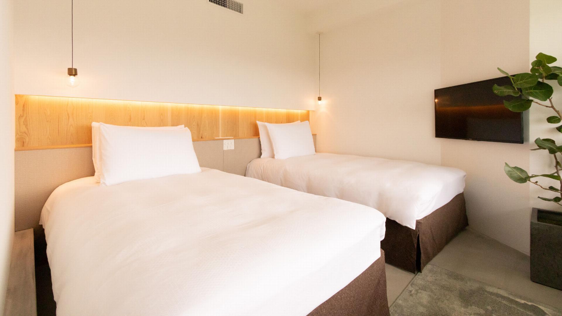 Superior, Suite, Twin Beds, City View, Night View