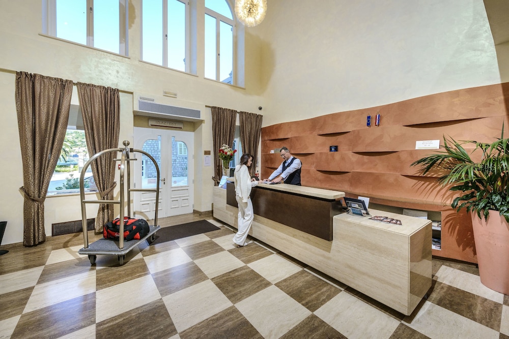 Lapad Hotel 9/50