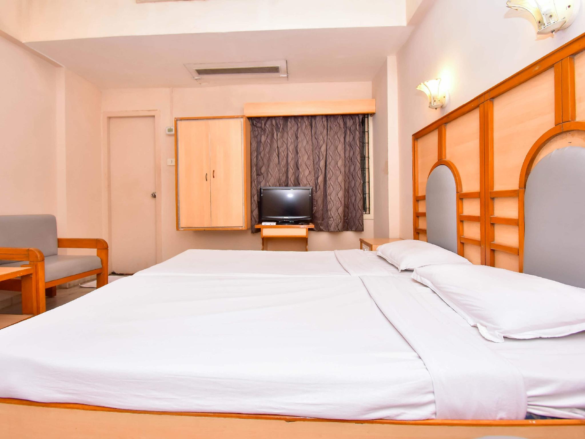 BHIMAS DELUXE HOTEL 11/21