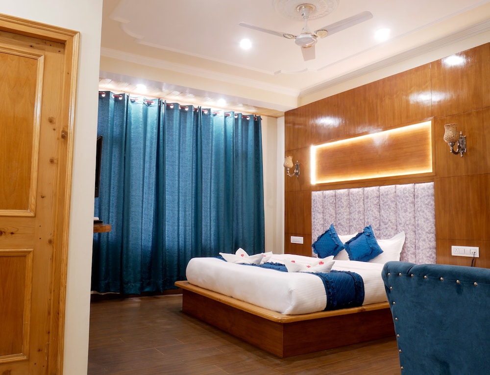 NEW AMBIKA INTERNATIONAL 19/53
