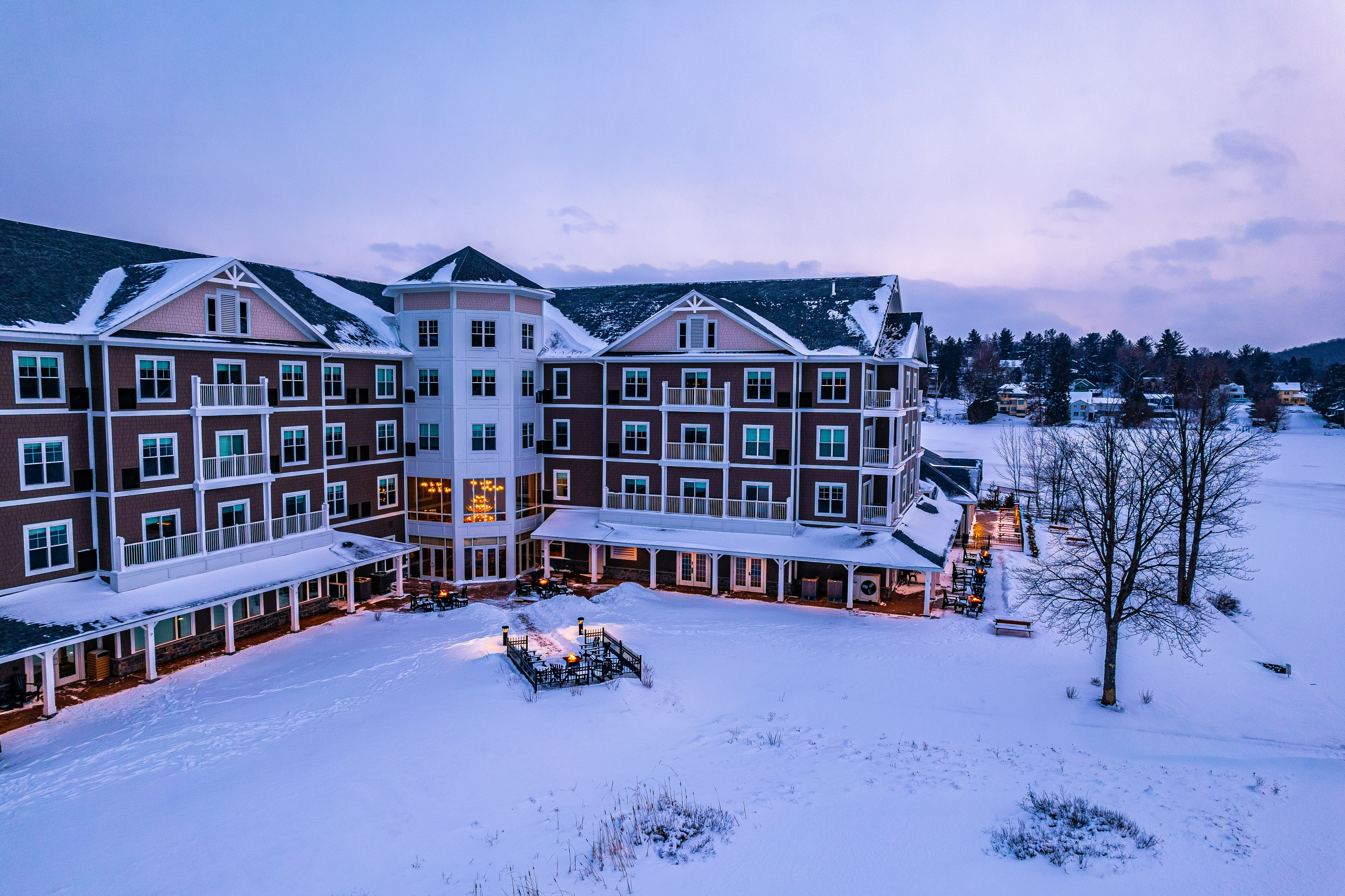 voco Saranac Lake NY - Waterfront, an IHG hotel 4/50