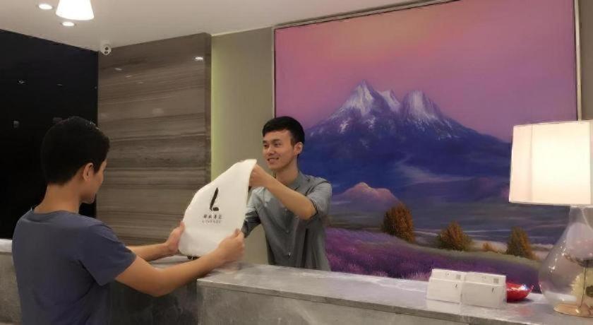 Lavande Hotels Guangzhou Tianhe Tiyu West Road Metro Station 13/51