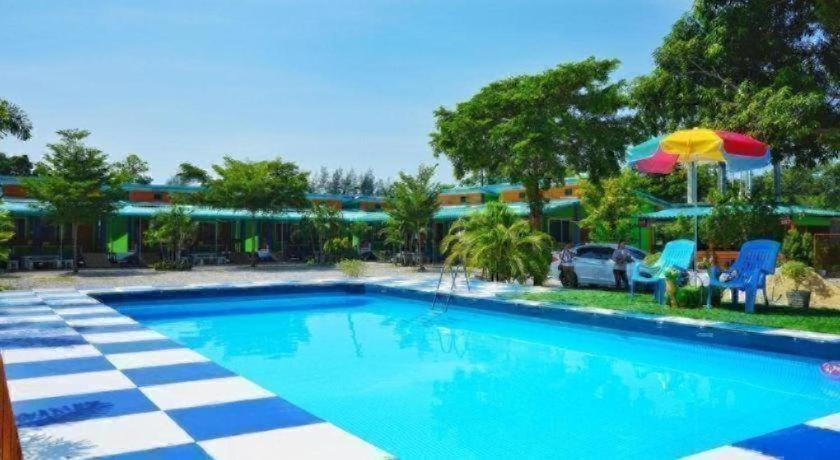 Kwanjai Resort 42/43