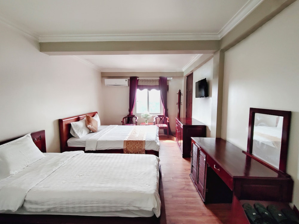 Indochina Airport Hotel 15/45