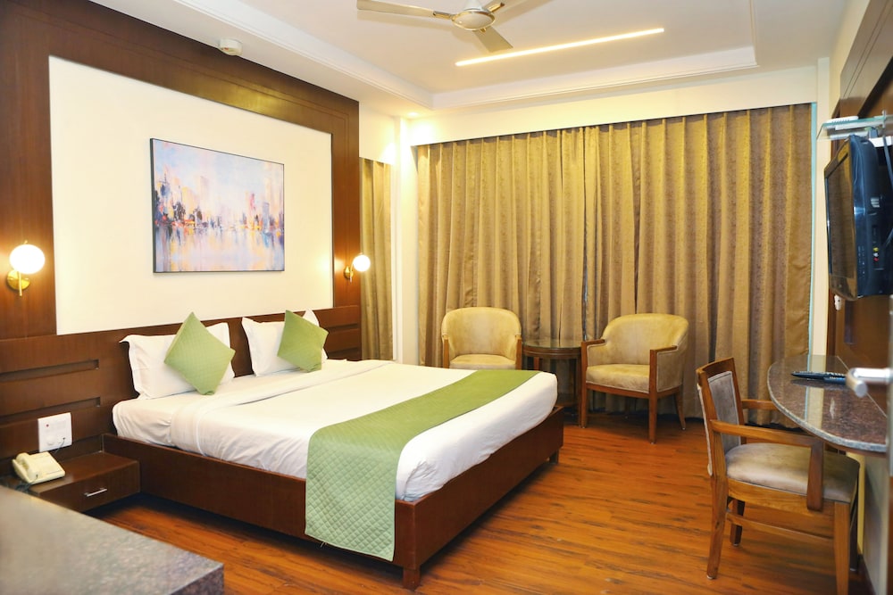 Karon Hotel Lajpat Nagar 32/60