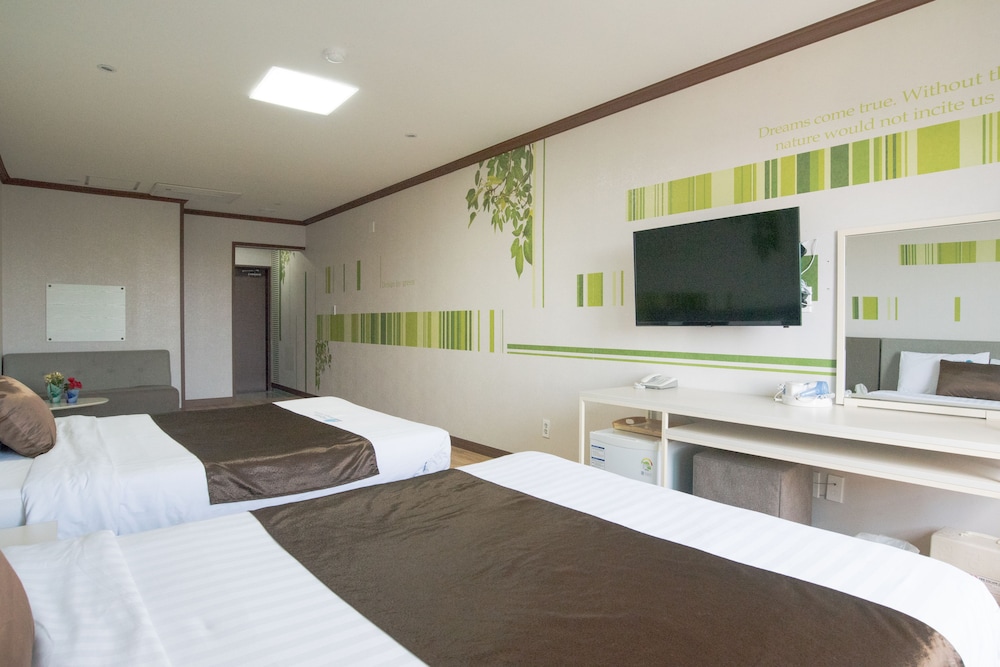 SEONGSAN AQUA BEACH HOTEL 30/42