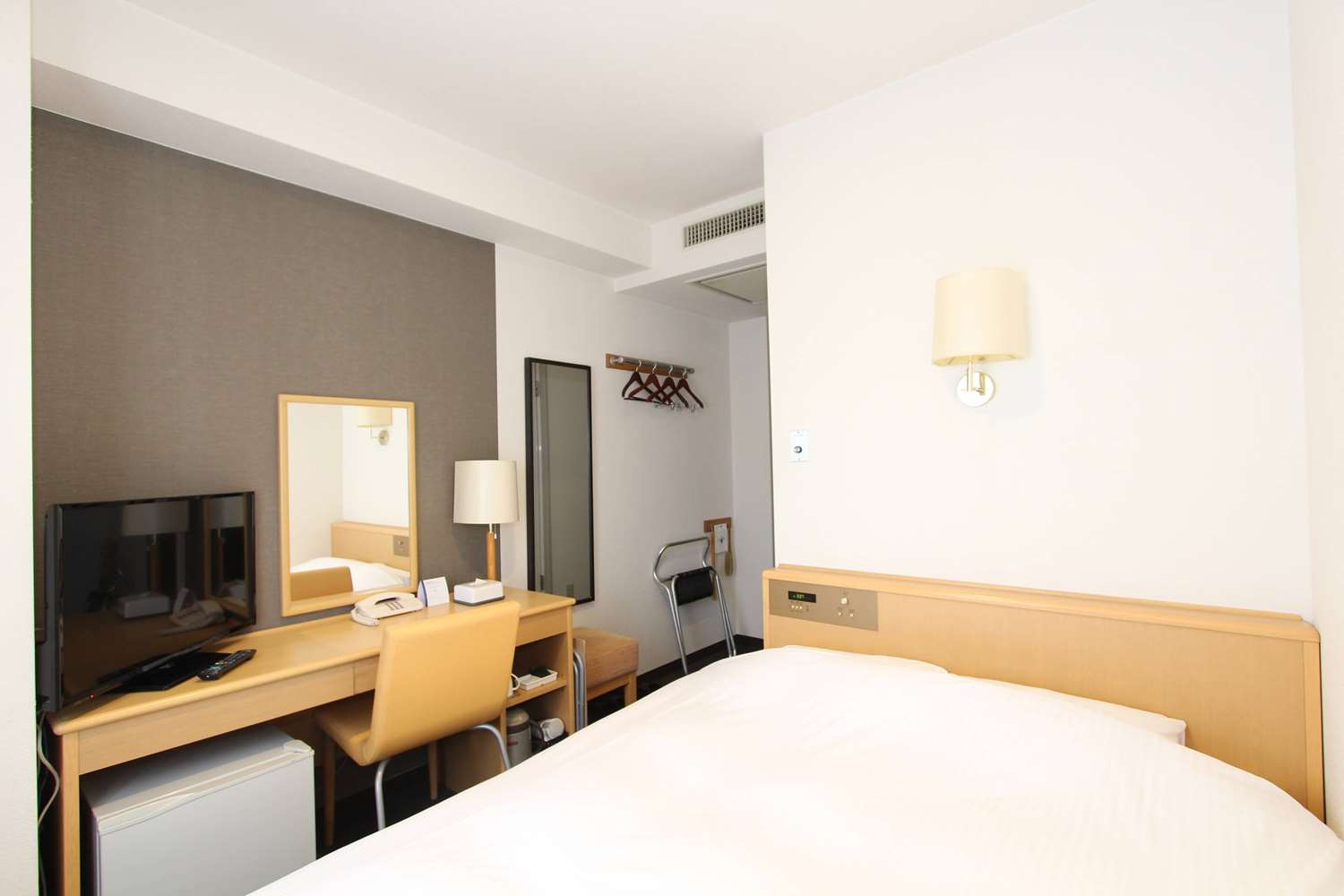 Room, Double Bed