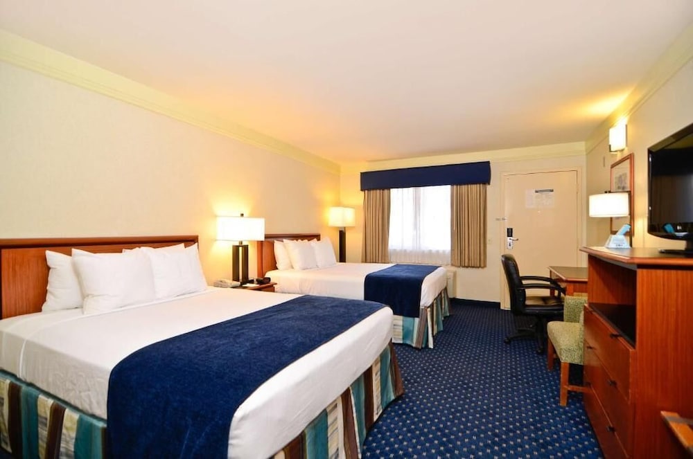 Best Western San Diego Pacific Beach/Mission Bay 14/49