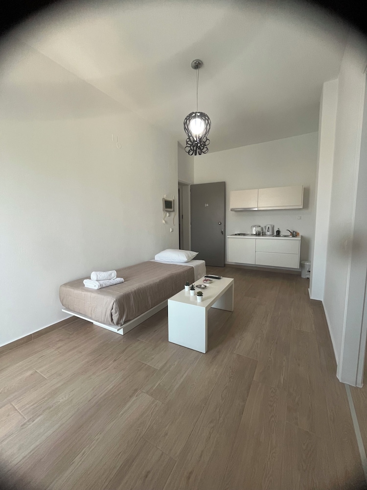 Aestas Apts 29/50