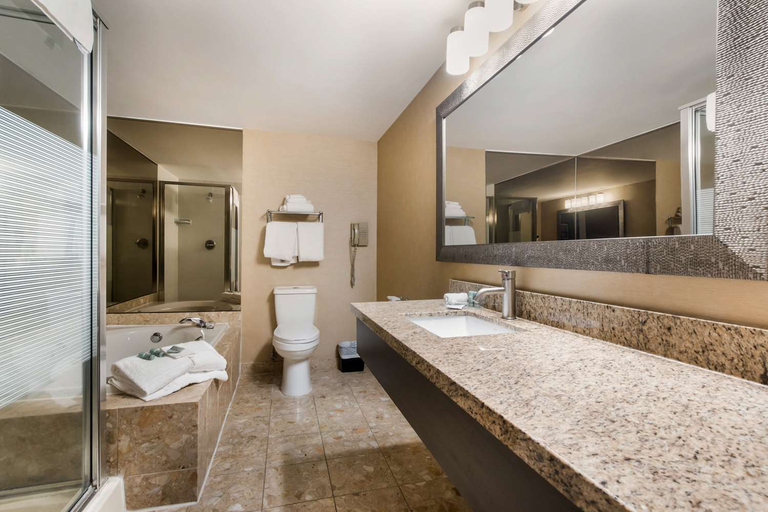 Best Western Little River Inn 14/14