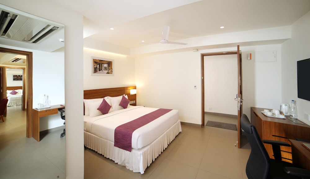 Lilac Hotel, 5th Block Jayanagar 11/25