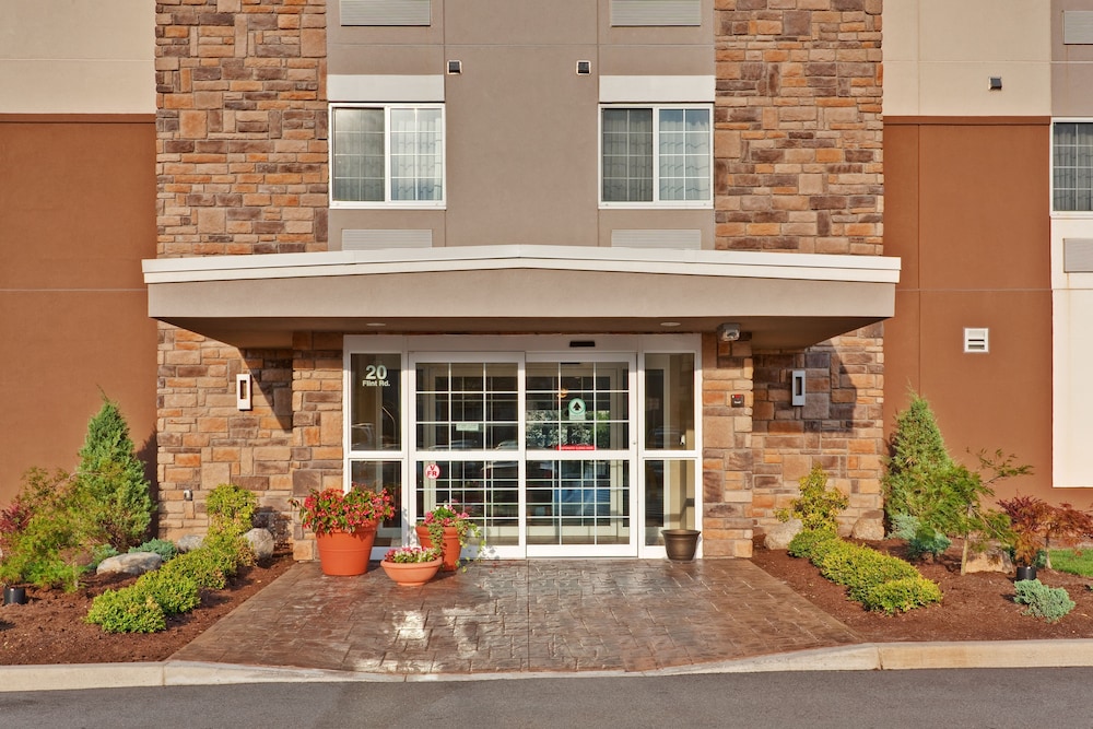 CANDLEWOOD SUITES BUFFALO AMHERST 54/77