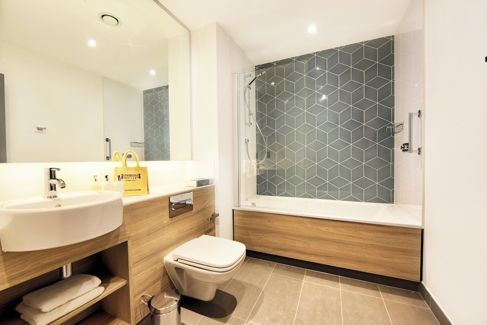 Staybridge Suites Dundee 74/76