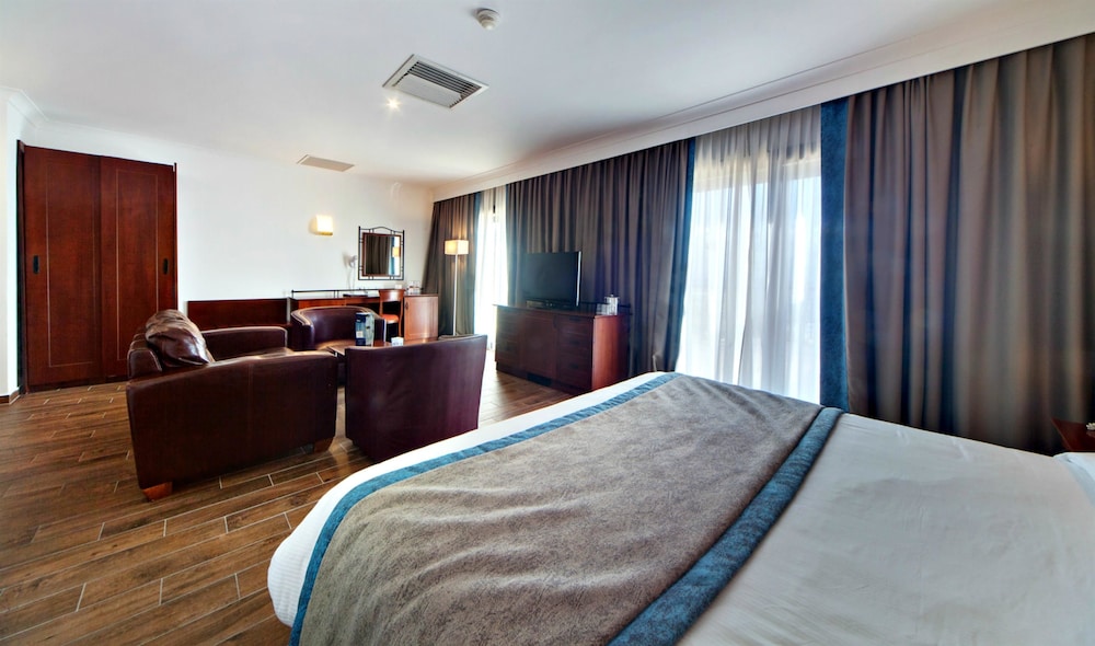 Vivaldi Hotel 28/71