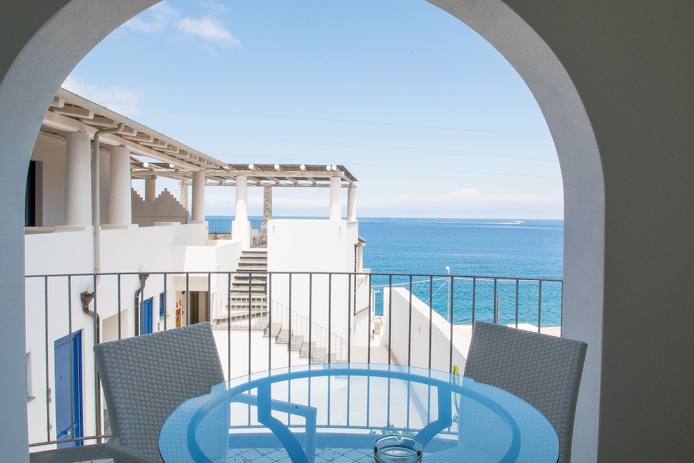 Hotel Cutimare 43/50