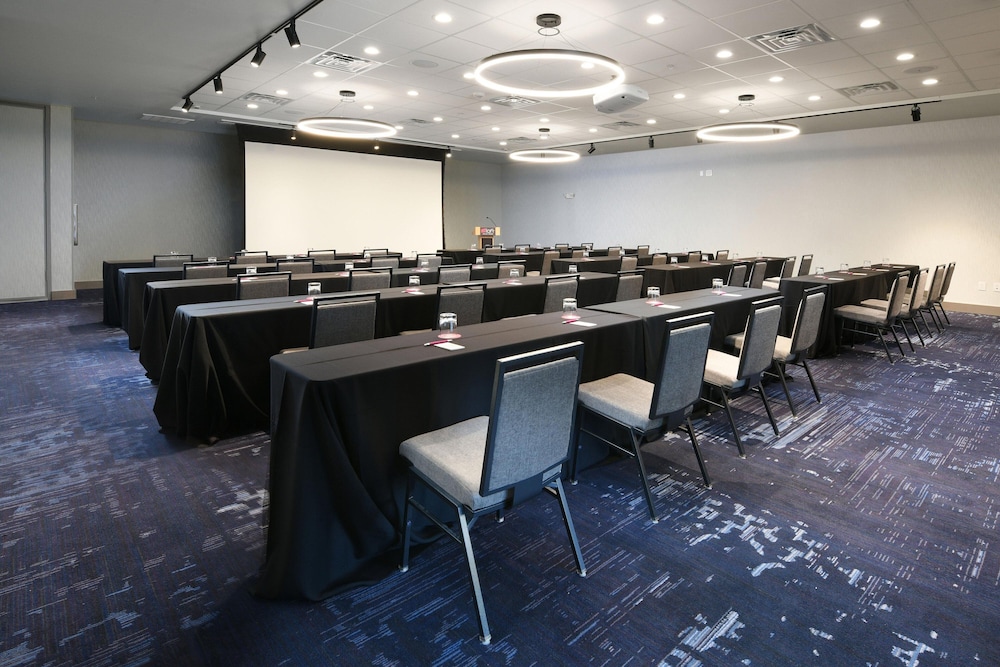 Aloft Dallas Euless 41/44