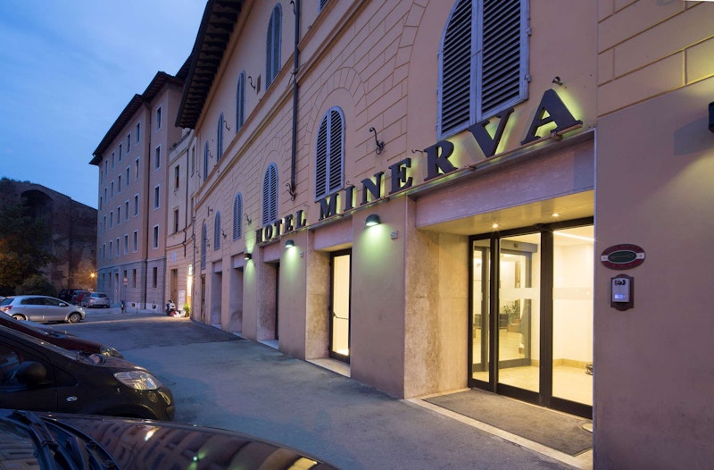 Hotel Minerva 12/13