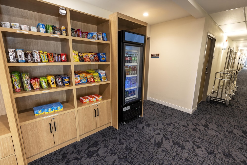 Sonesta ES Suites Lafayette Airport 29/56