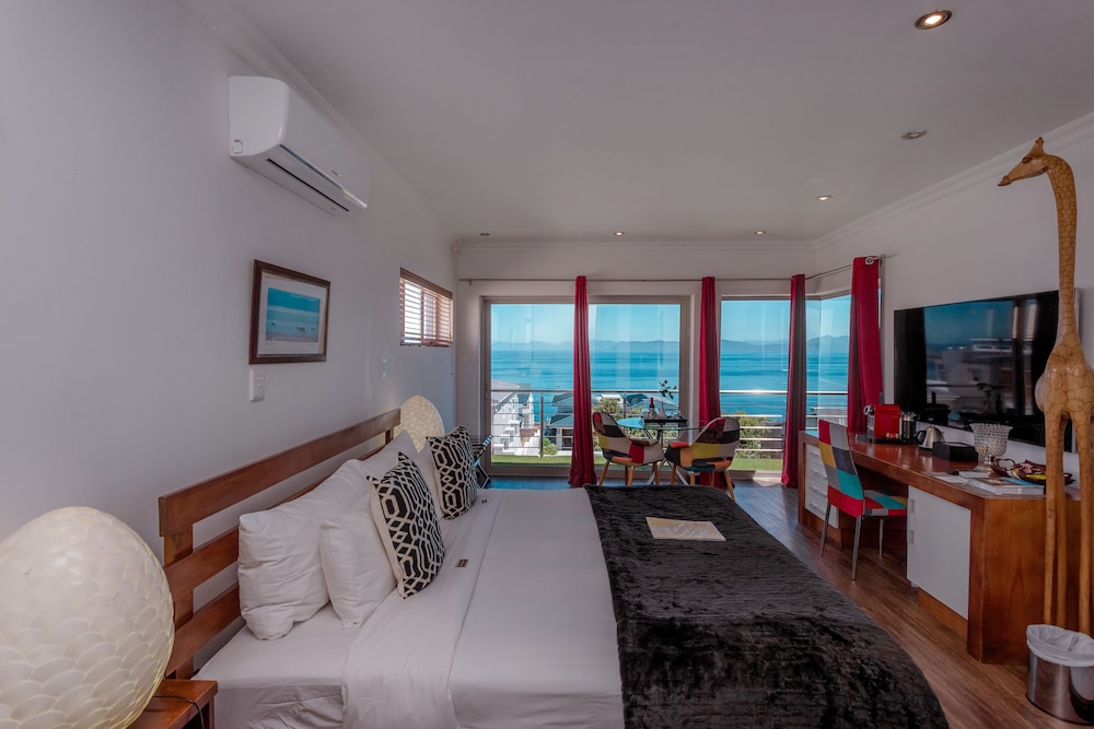 Sea Star Lodge 8/45