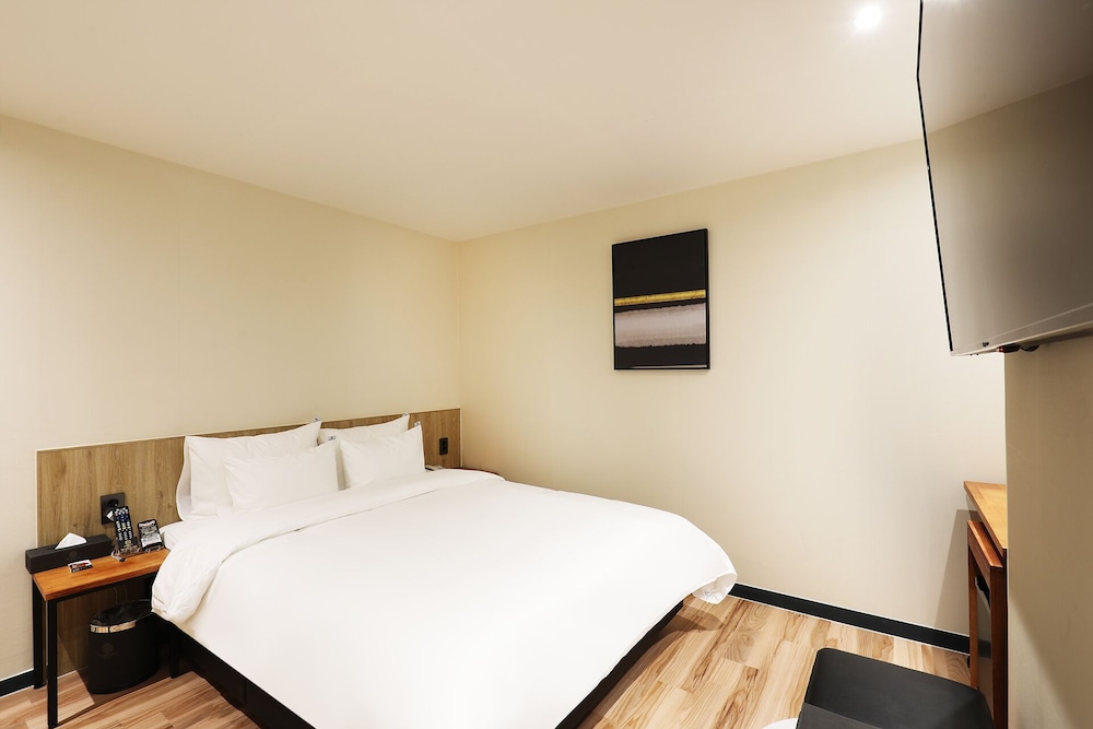 Mariposa Hotel Songtan 13/48