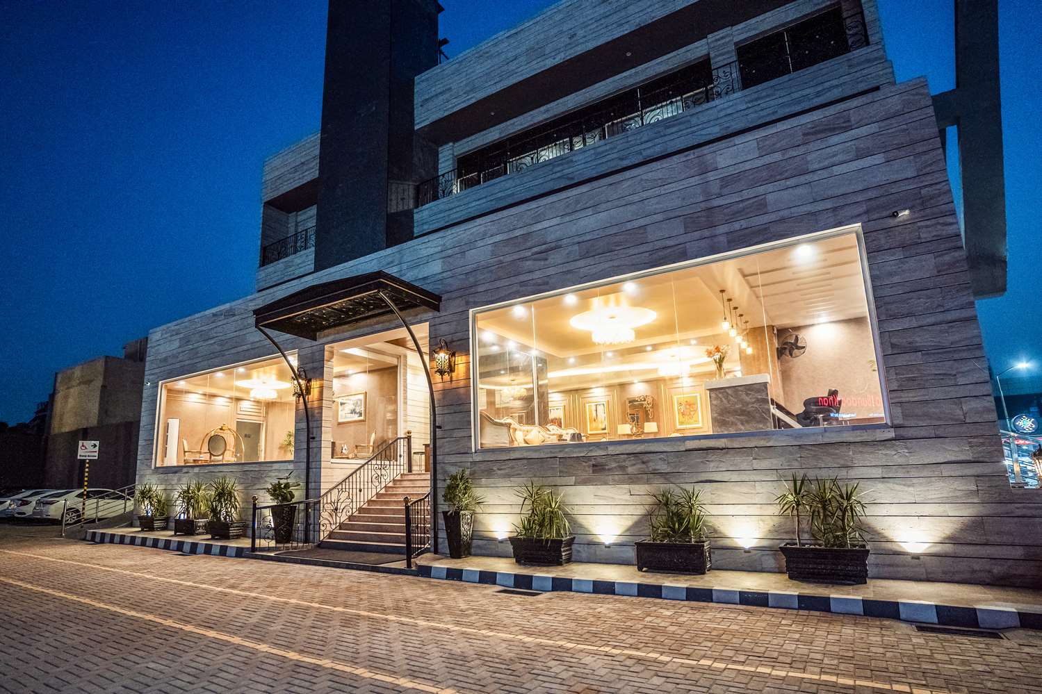 Best Western Hotel Faisalabad City 3/34
