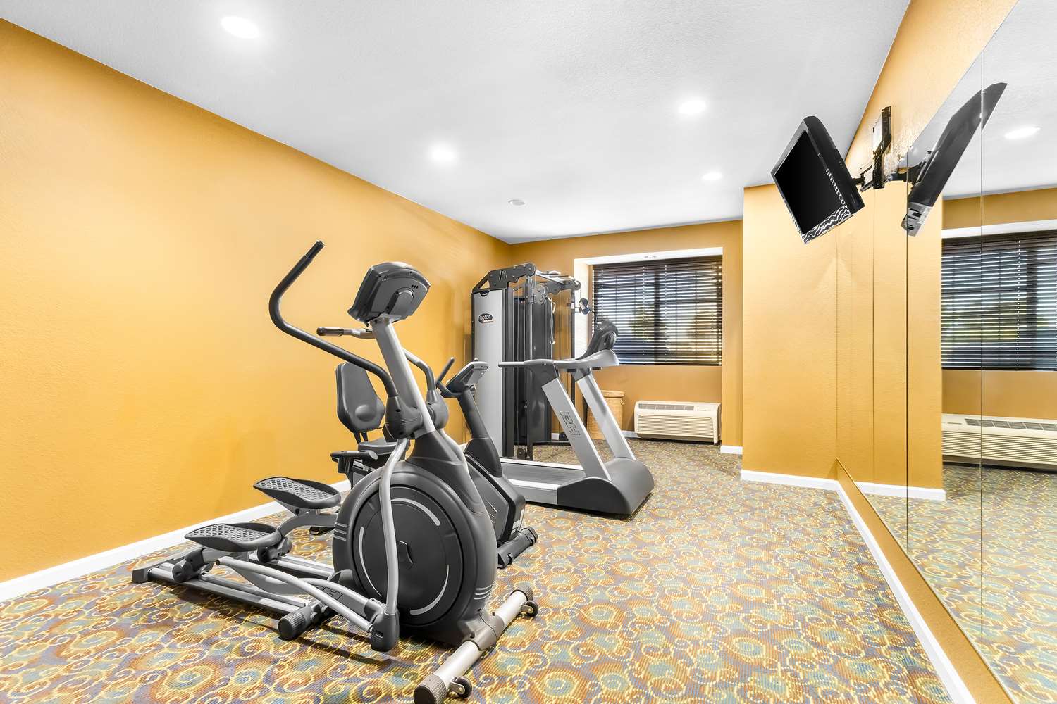 Best Western California City Inn & Suites 14/26