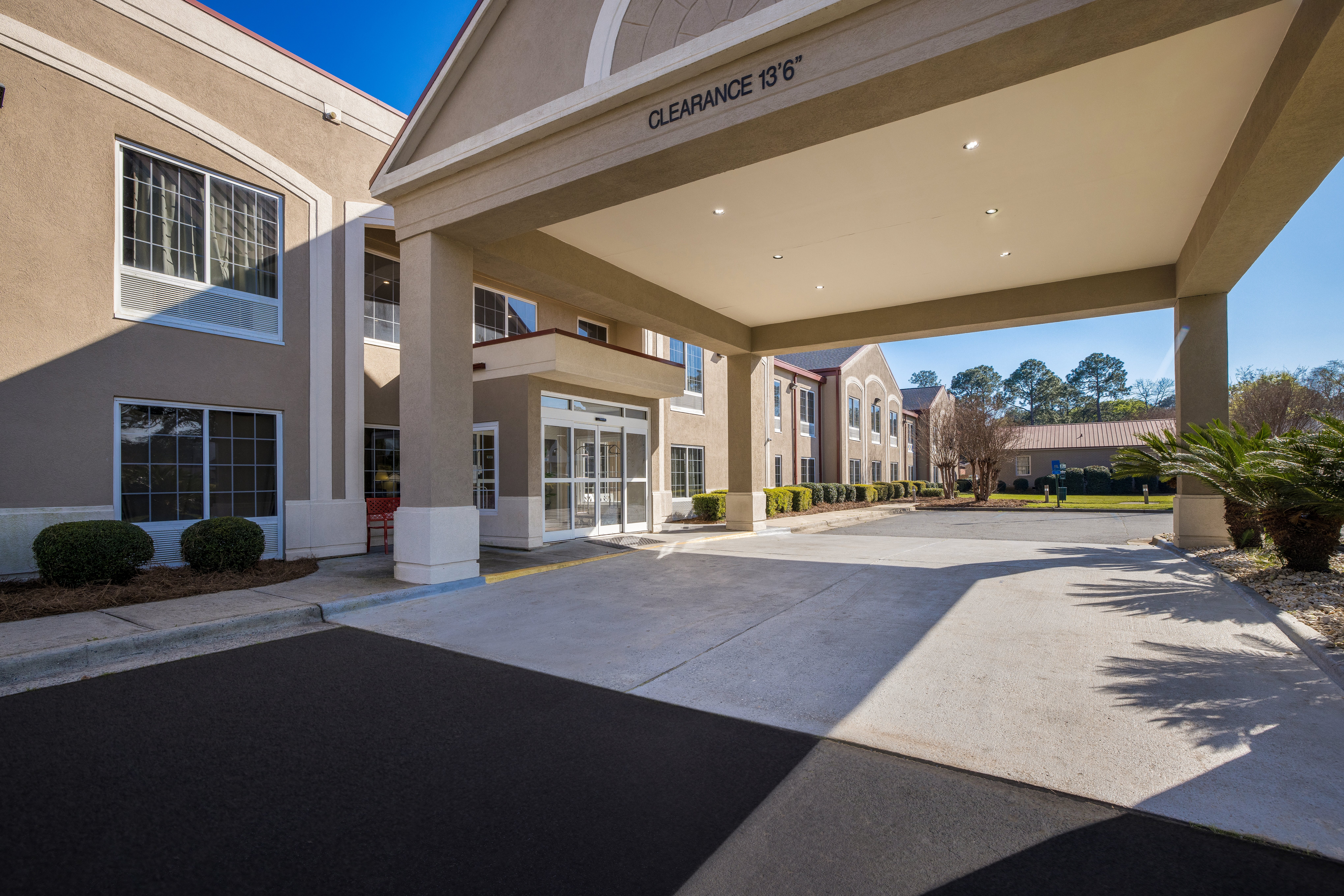 Red Roof Inn & Suites Albany, GA 11/13