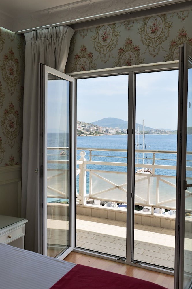 PORTO EDA HOTEL 34/55