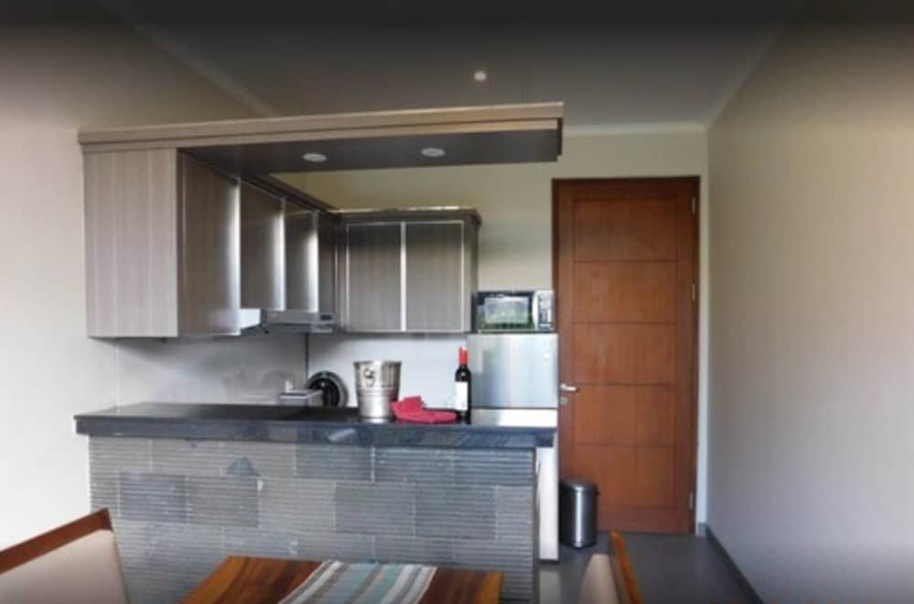 The Banyumas Suite Villa Legian 5/39