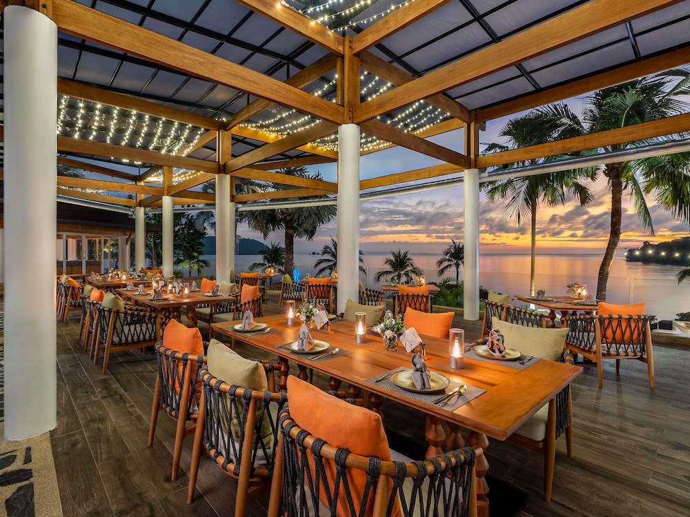 Pullman Phuket Panwa Beach Resort 105/120